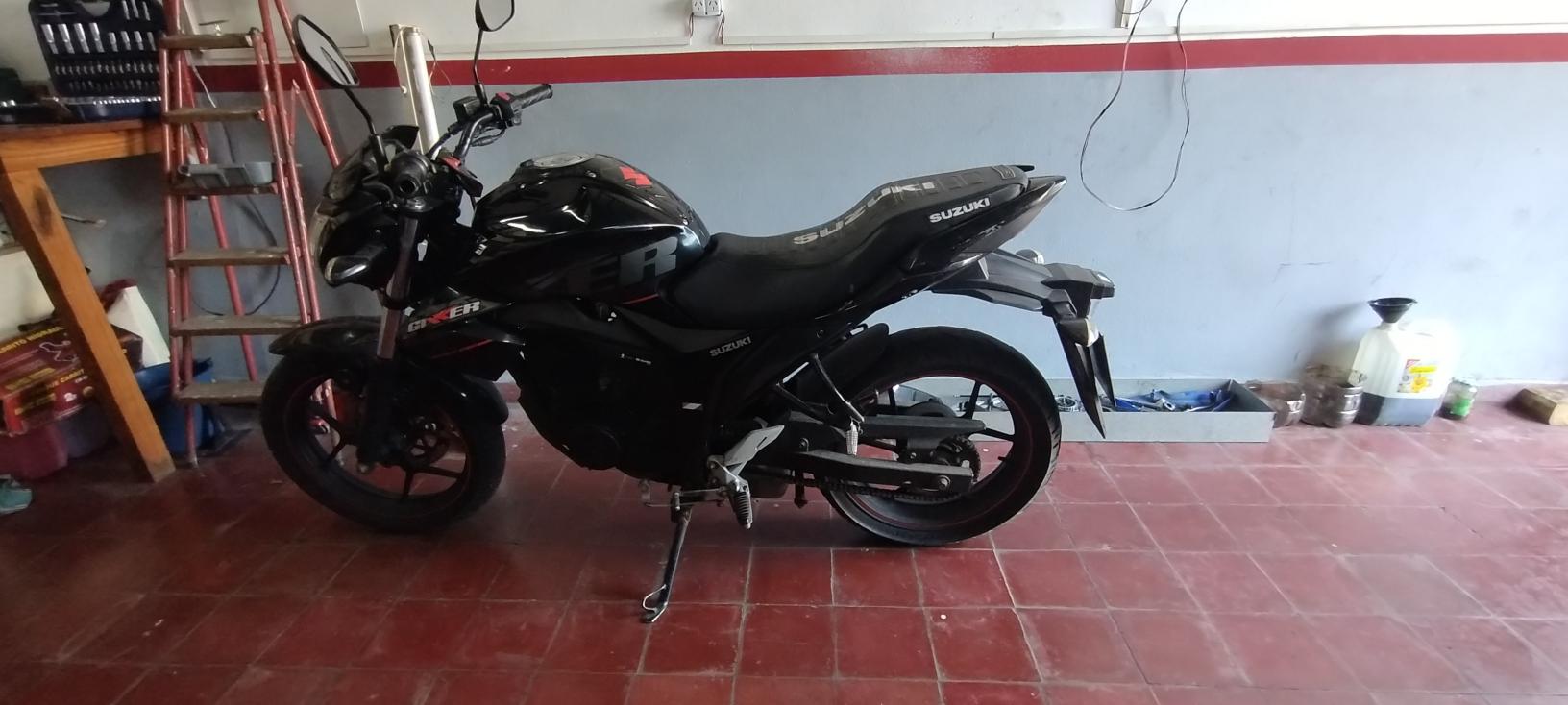 Suzuki Gixer 150